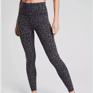 Athleta Leopard Salutation II Ultra High Rise Tight Leggings 7/8 Ankle